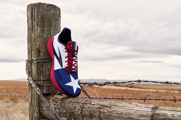These running shoes are perfect for Texans