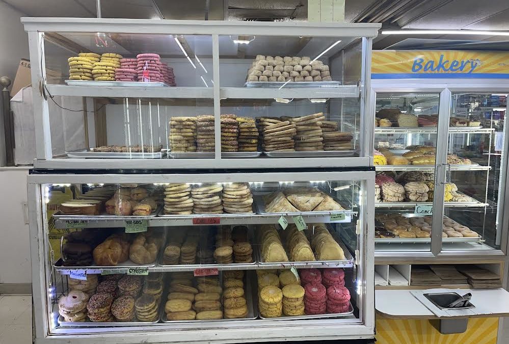 For the best pan dulce, stop at this Johnson City gas station!