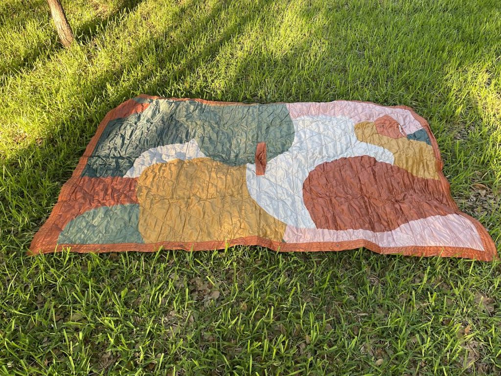 Kammok field blanket